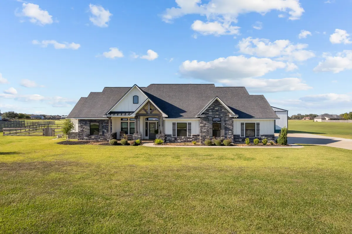 756 Angus Trail, Angleton, TX 77515 - Image #1