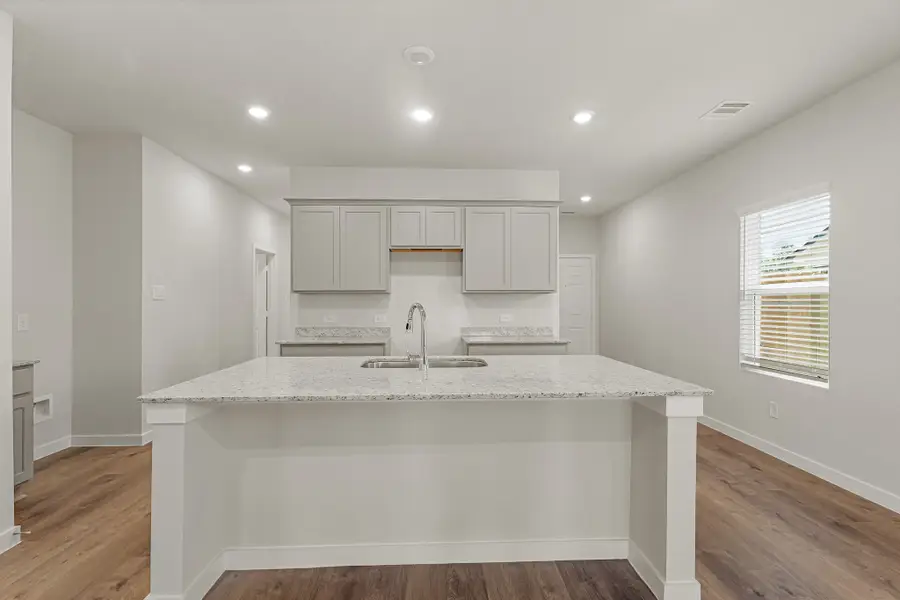 1213 Red Hills Drive, Iowa Colony, TX 77583 - Image #2