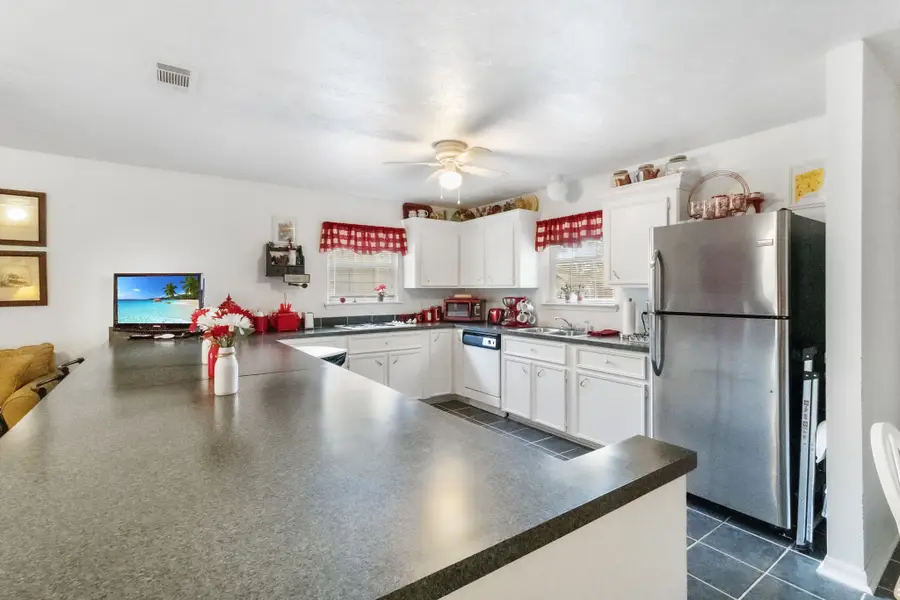 40 Forest Hollow, Trinity, TX 75862 - Image #3