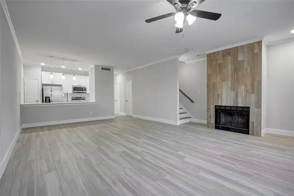 324 Wilcrest Drive #324, Houston, TX 77042