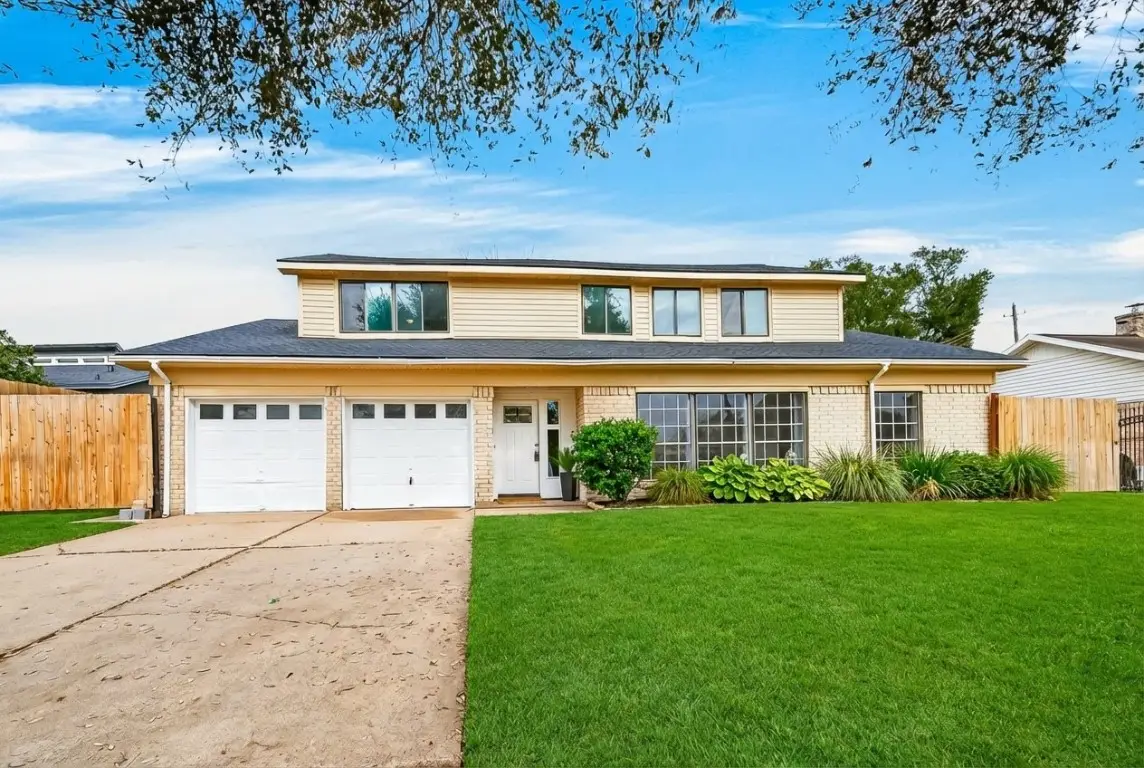 9110 Vickijohn Drive, Houston, TX 77031 - #1