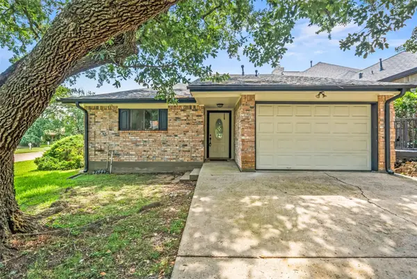 101 Fairway View Lane, Montgomery, TX 77356