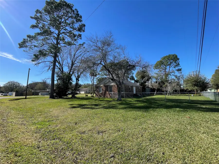 2904 Fannin Street, La Marque, TX 77568 - #3