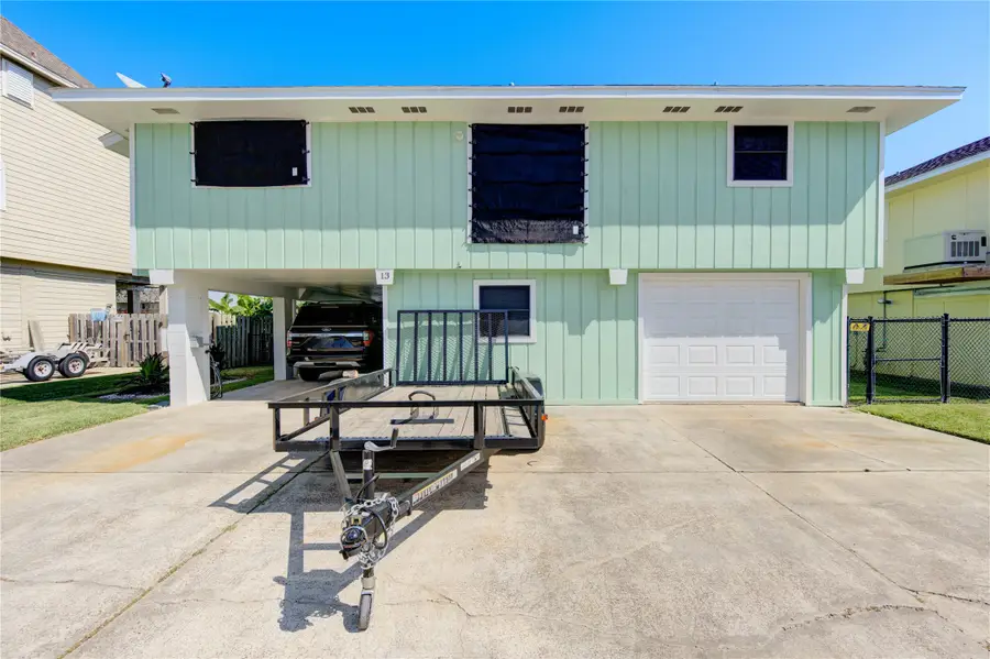 13 S Skimmer Street, La Marque, TX 77568 - #2