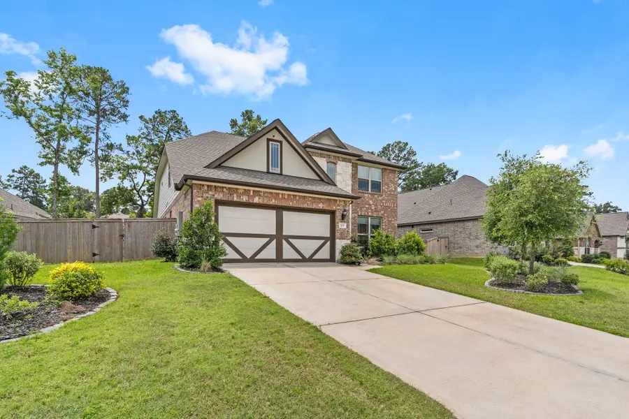 119 Bluebell Woods Way, Willis, TX 77318 - Image #2