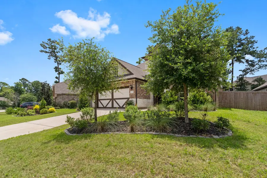 119 Bluebell Woods Way, Willis, TX 77318 - Image #3