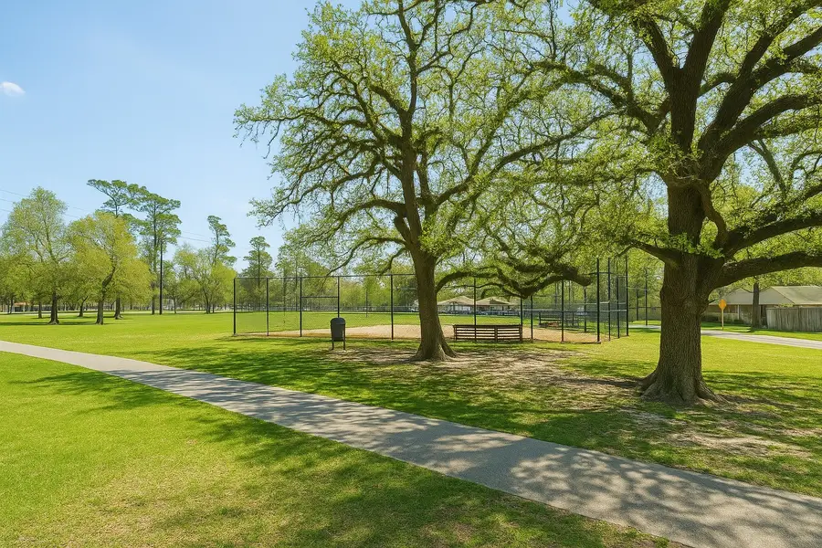 1402 Hewitt Drive, Houston, TX 77018 - Image #2