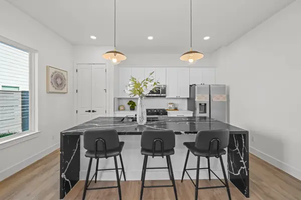 6535 Sealey Street, Houston, TX 77091