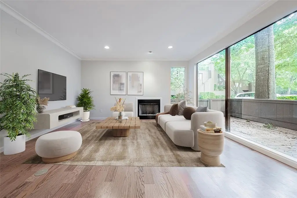 172 Litchfield Lane, Houston, TX 77024 - #1