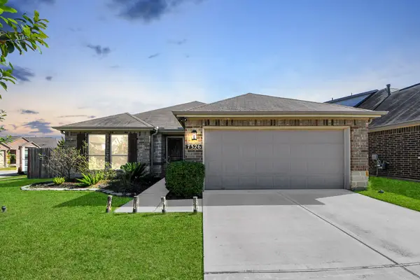 7326 Cypress Black Oak Drive, Cypress, TX 77433