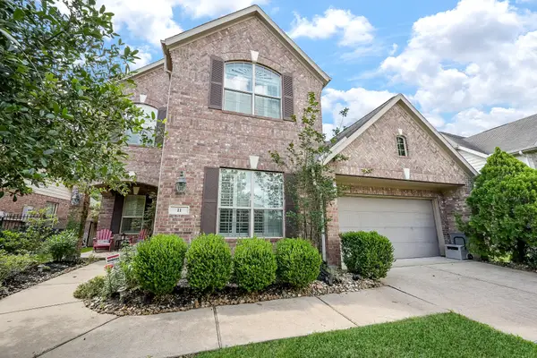 11 S Victoriana Circle, Spring, TX 77389