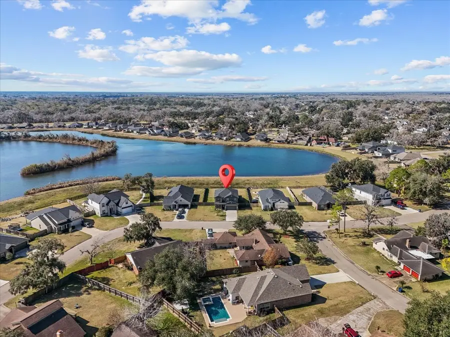 297 Twin Lakes Boulevard W, West Columbia, TX 77486 - #2