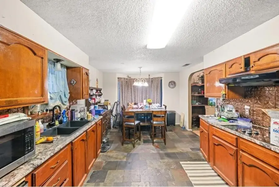 1413 Zeneta Avenue, Odessa, TX 79763 - Image #3