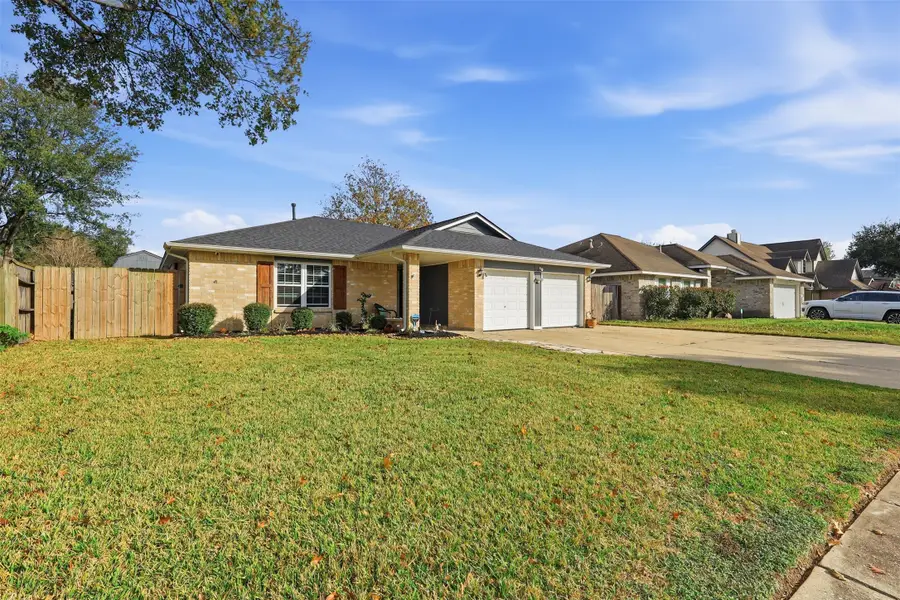 1201 Willowbriar Lane, Deer Park, TX 77536 - Image #2