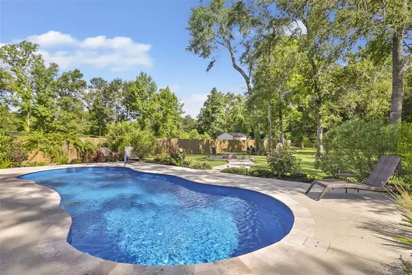 500 Road 66111, Dayton, TX 77535