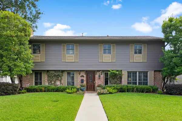 10626 Valley Forge Drive, Houston, TX 77042