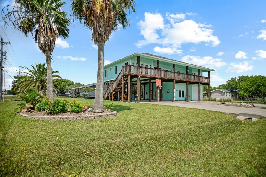 23 Macey Street, Port O Connor, TX 77982 - #3