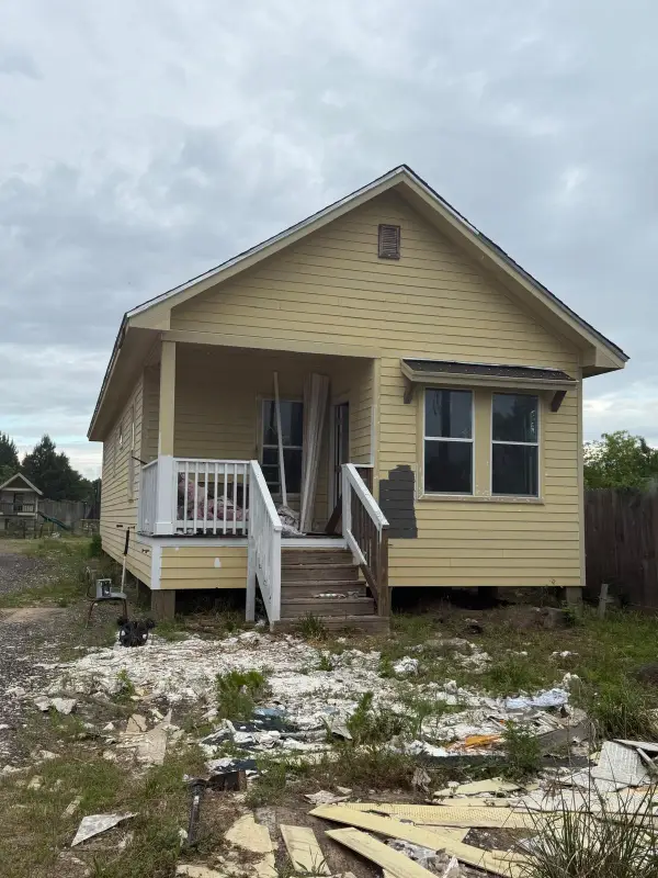 406 County Road 5015, Cleveland, TX 77327