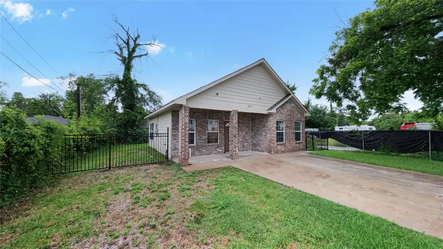 8717 Peachtree Street, Houston, TX 77016 - #2