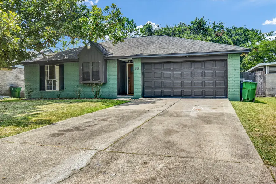 16 Ranch House Loop, Angleton, TX 77515 - #2