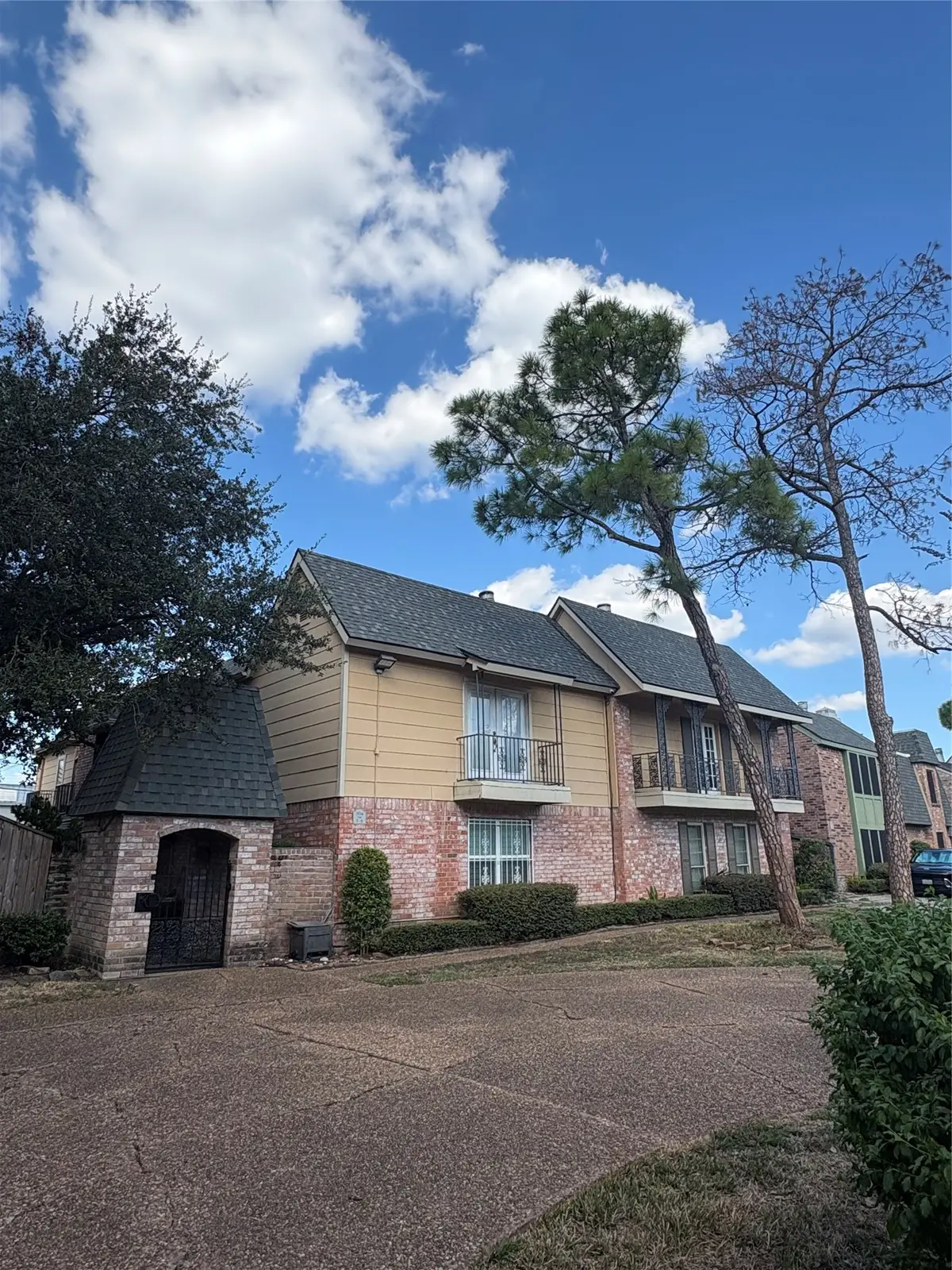 5534 Beverly Hill Street #5, Houston, TX 77056 - #1