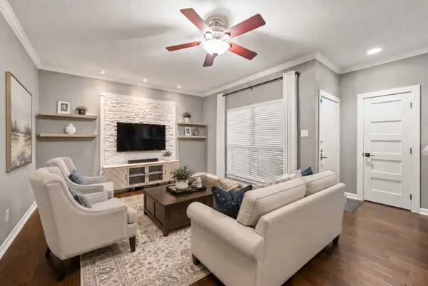 1201 Bering Drive #1, Houston, TX 77057