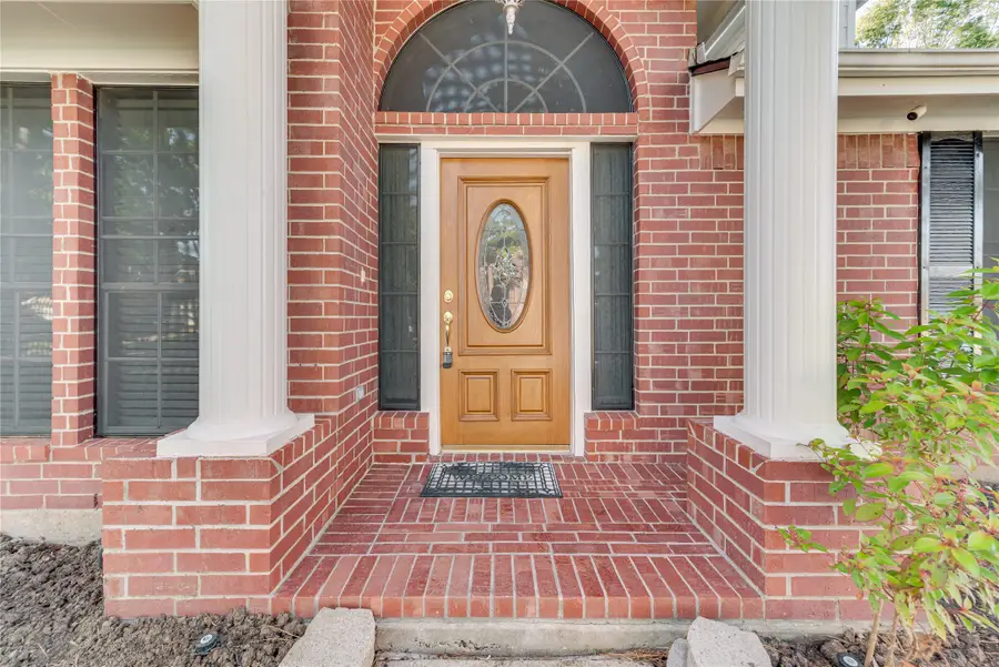 2311 Piney Woods Drive, Pearland, TX 77581 - Image #2