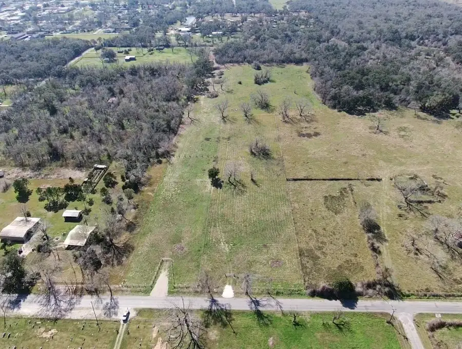 320 W Pleasant Street, Brazoria, TX 77422 - #3