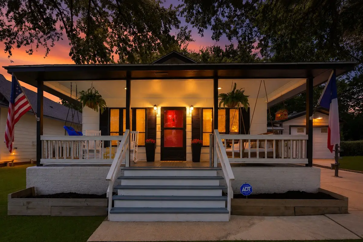 10707 Hillside Drive, Montgomery, TX 77356 - #1