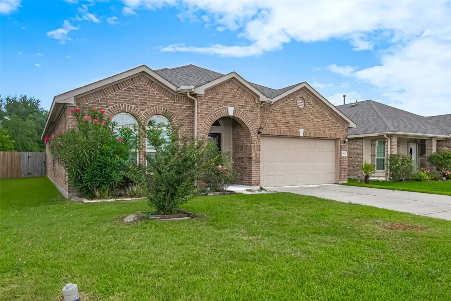 310 Gulf Winds Drive, Bacliff, TX 77518 - #2
