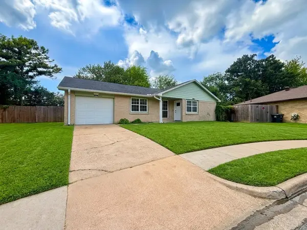 1014 Pimlico Drive, Pearland, TX 77584