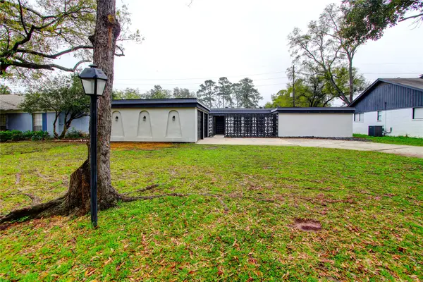 207 Shannondale Lane, Spring, TX 77388