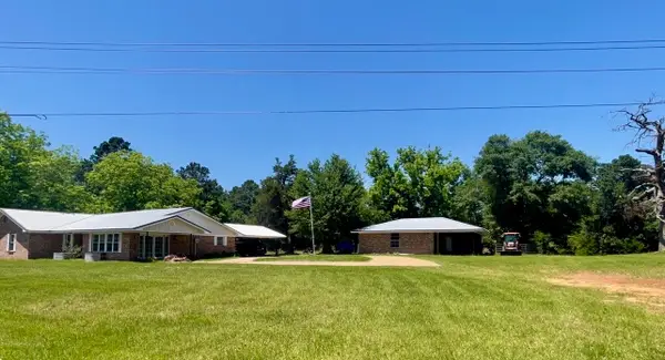 858 Fm 1272, Grapeland, TX 75844