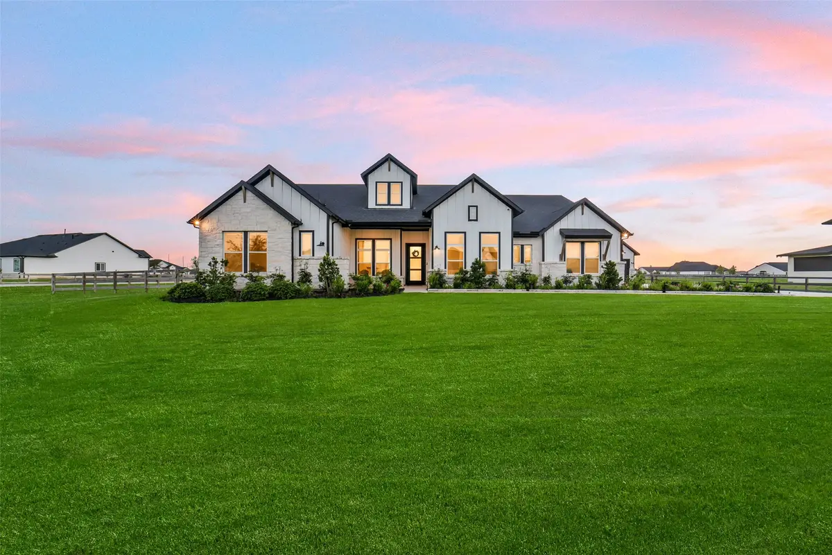 2016 Prairie Meadow Trail, Waller, TX 77484 - #1