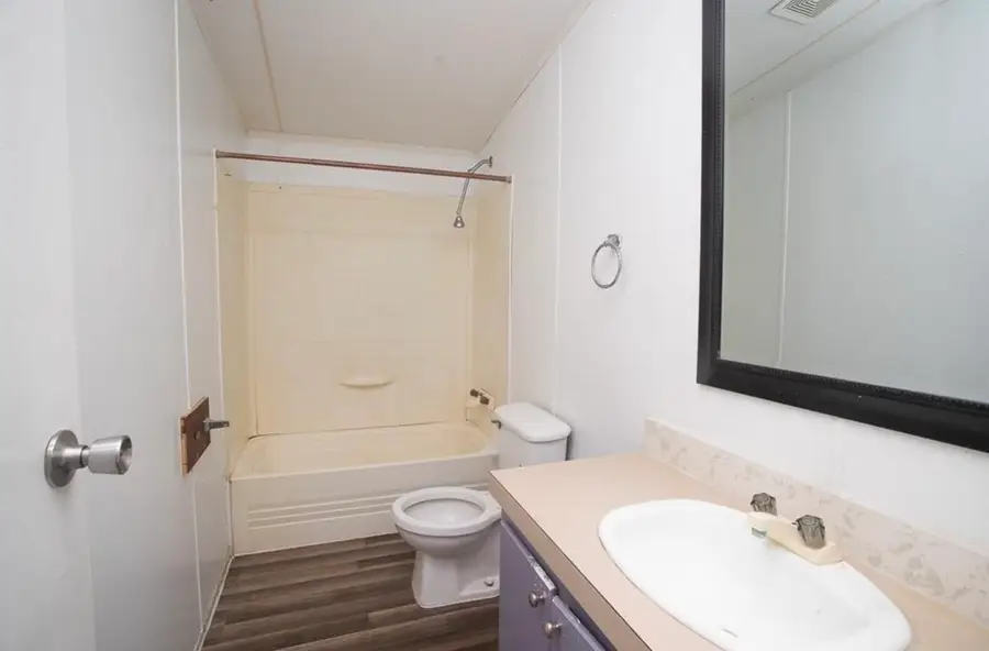 11703 Greenmesa Drive, Houston, TX 77044 - Image #3