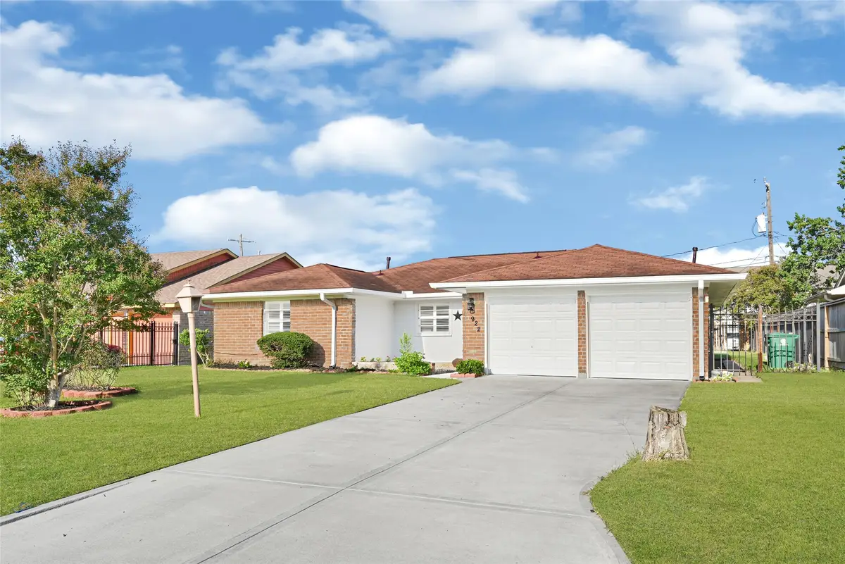 922 Centerwood Drive, Houston, TX 77013 - Image #1
