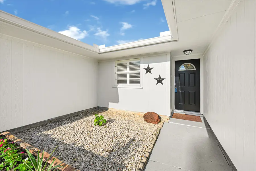 922 Centerwood Drive, Houston, TX 77013 - Image #3