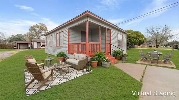 1516 1/2 2nd Street, League City, TX 77573