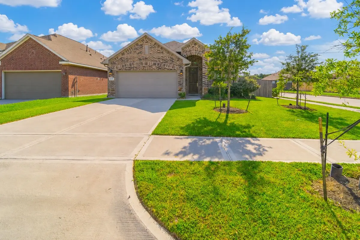 6531 Hidden Dunes Drive, Baytown, TX 77521 - #1