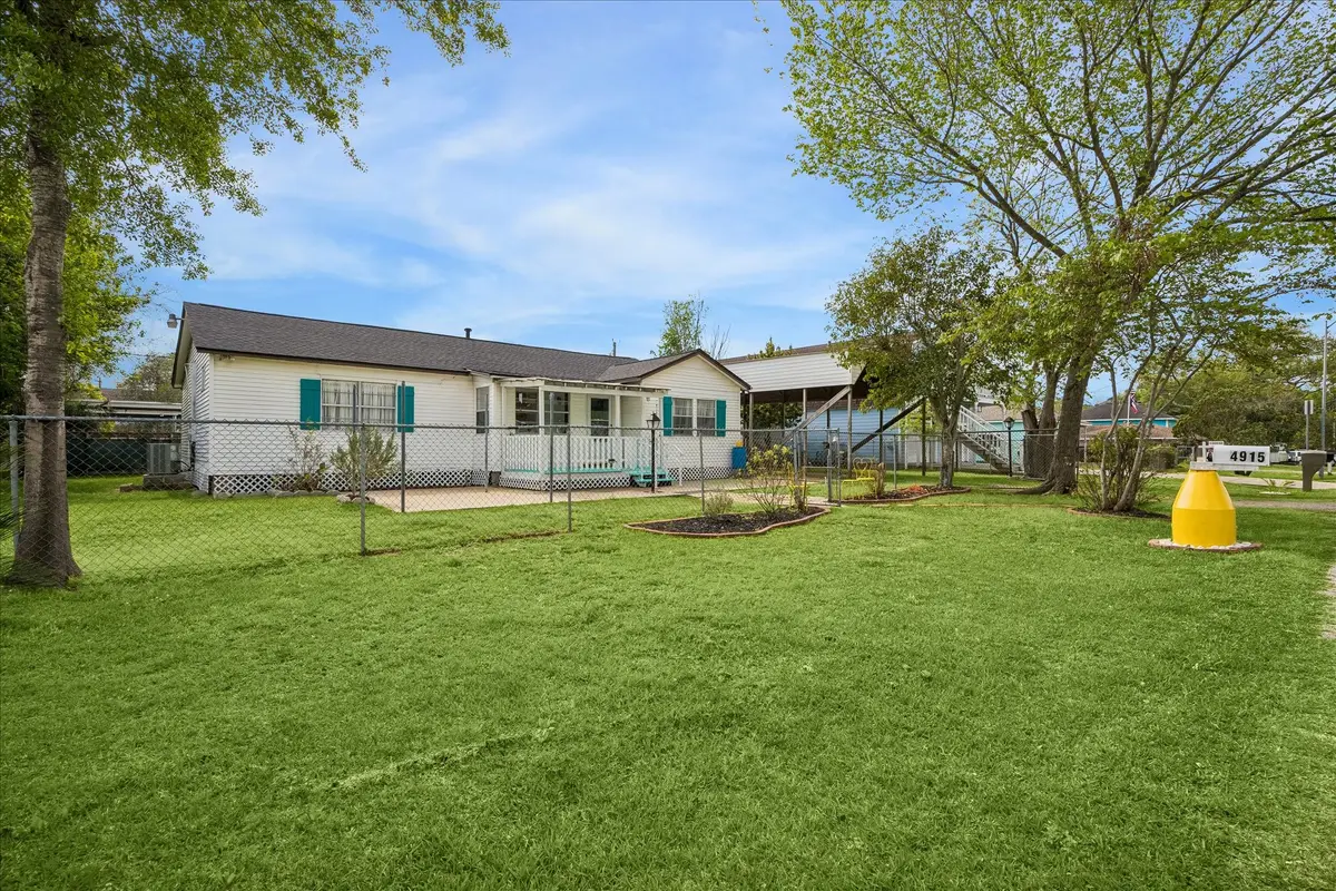 4915 Louise Street, Seabrook, TX 77586 - #1