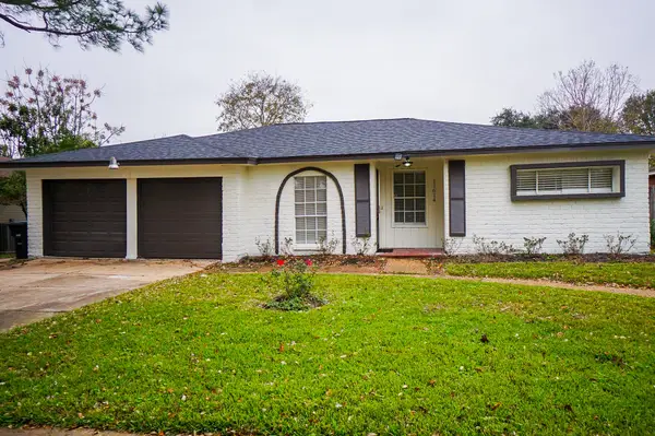 11614 Brookledge Drive, Houston, TX 77099