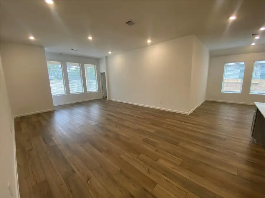 1362 S Shepard Drive, Dayton, TX 77535 - #3