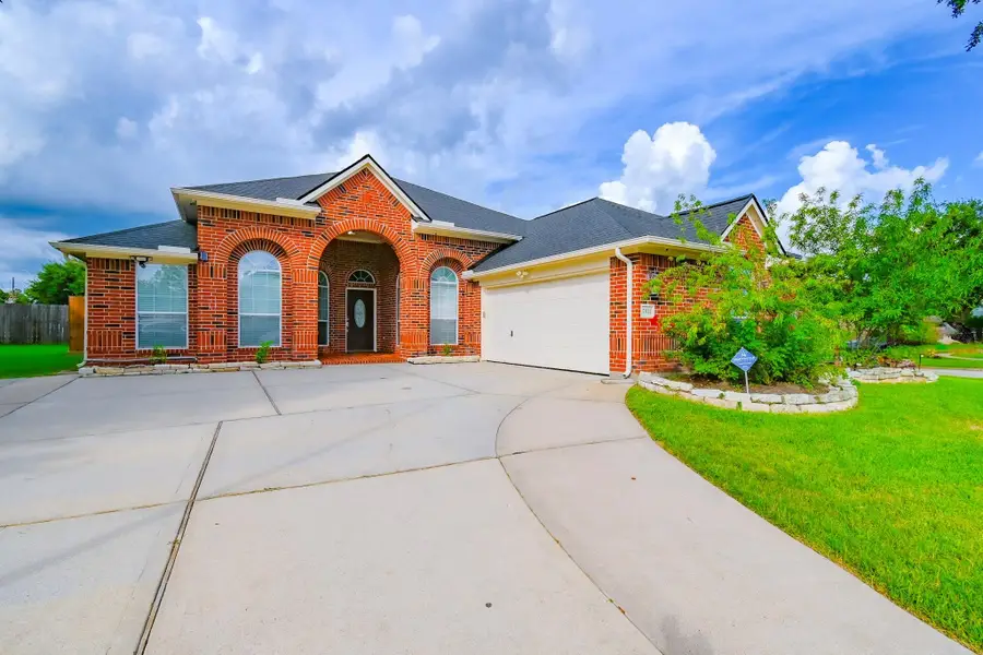 7011 Bedias Creek Court, Richmond, TX 77407 - Image #2
