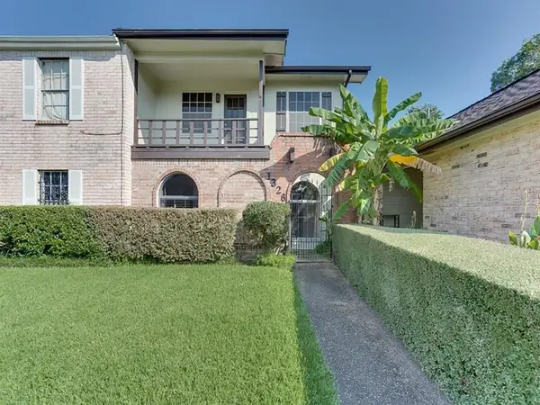 1326 Town Circle Circle #1, Baytown, TX 77520
