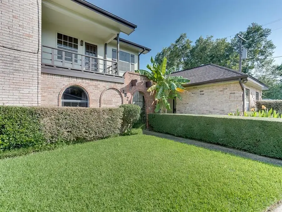 1326 Town Circle Circle #1, Baytown, TX 77520 - #2