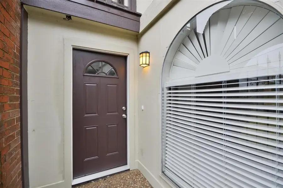 1326 Town Circle Circle #1, Baytown, TX 77520 - #3