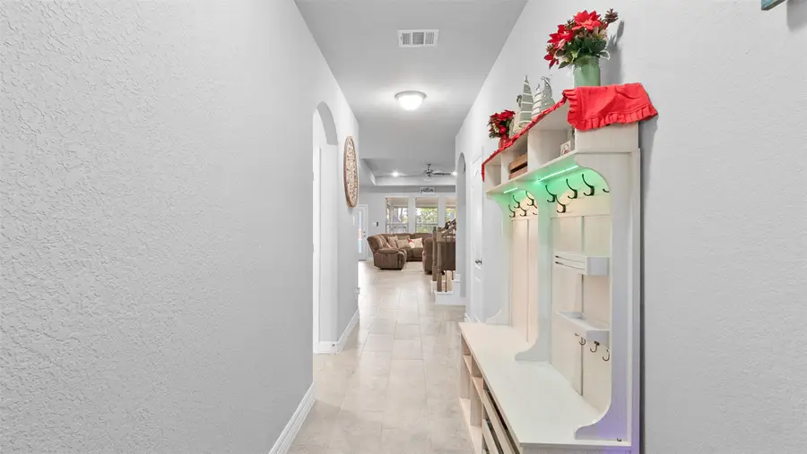 216 Elianne Lace Court, Conroe, TX 77318 - Image #3