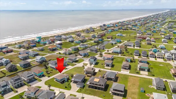 2619 Tide Drive, Crystal Beach, TX 77650