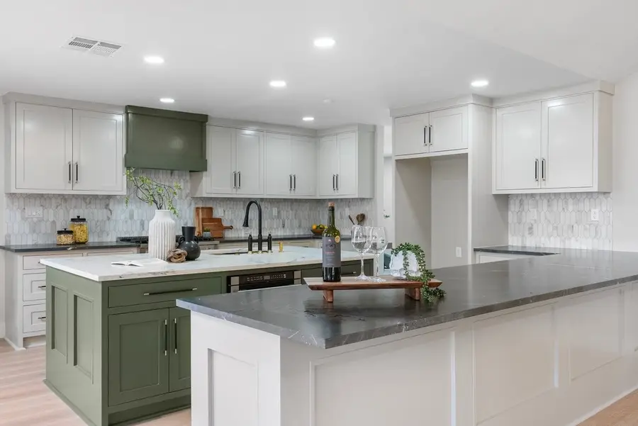 7525 Middlewood Street, Houston, TX 77063 - #3