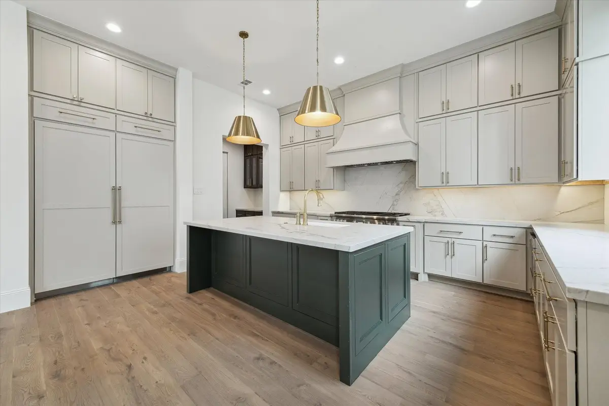 25 Wentworth Gate Path, Houston, TX 77027 - #1